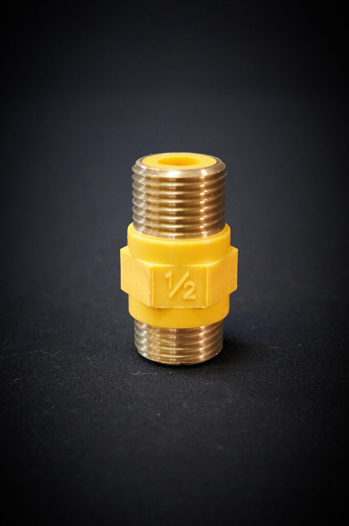 Диэлектрическая вставка 1/2″ штуцер-штуцер